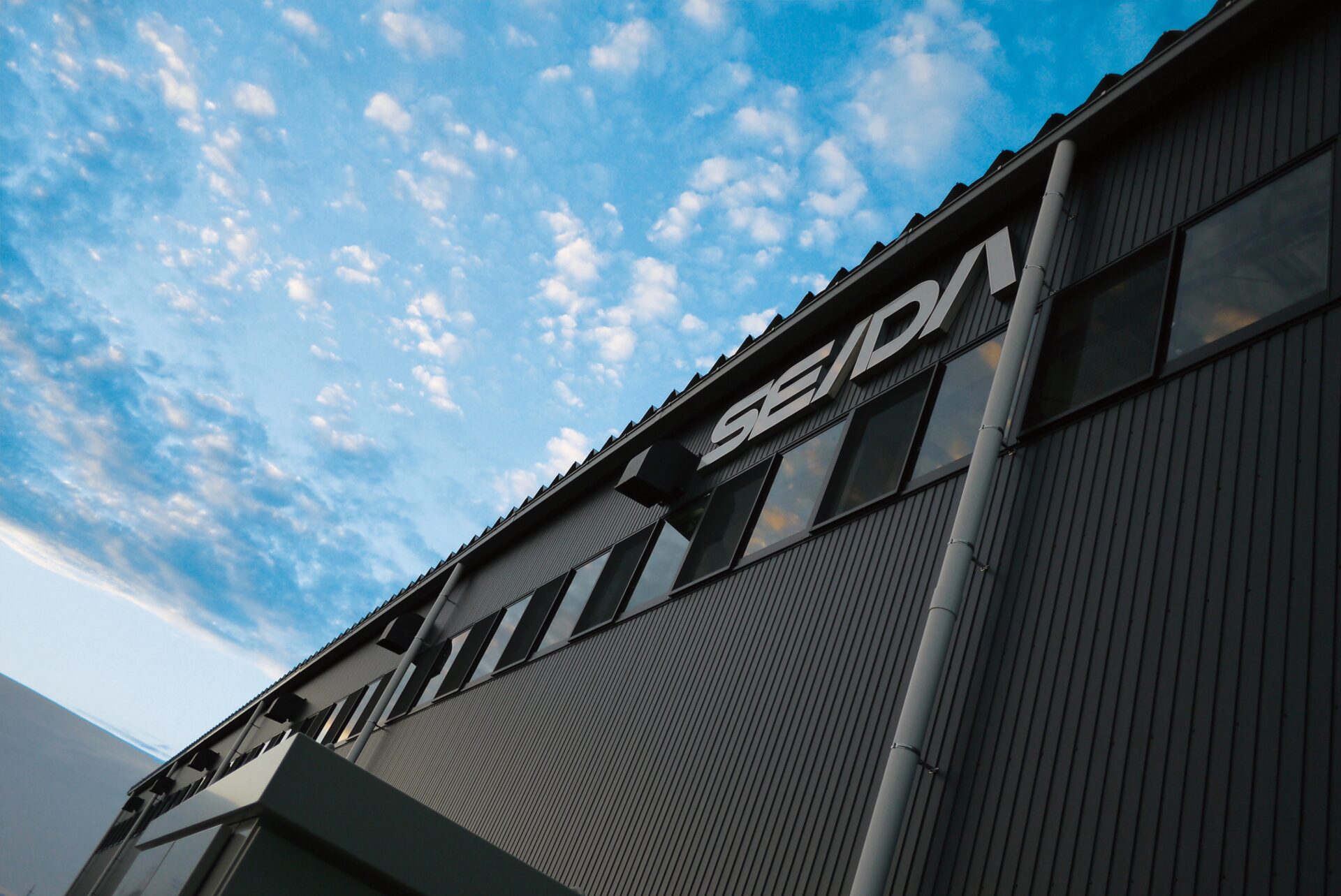 株式会社精田建鉄